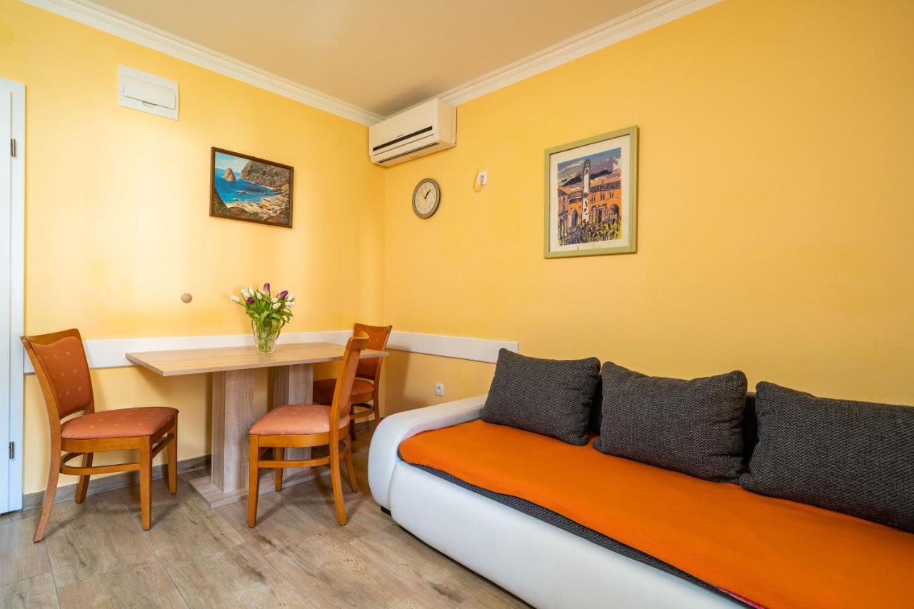 Apartmani Niki Zvekovica Cavtat Exterior photo