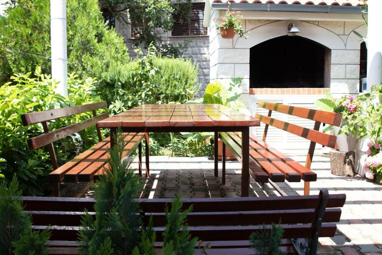 Apartmani Niki Zvekovica Cavtat Exterior photo